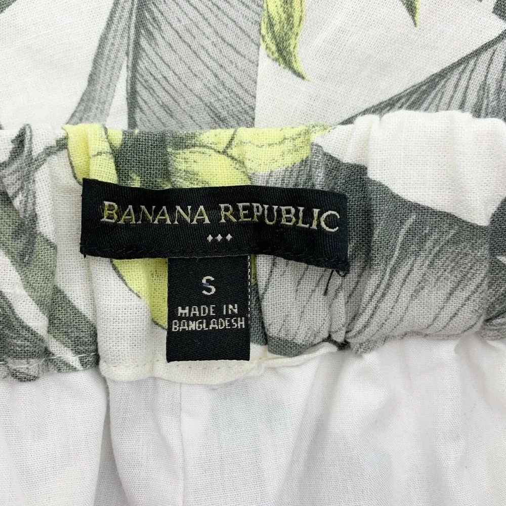 Banana Republic Factory Floral Leaf Print Shorts Size S Lace‎ Trim Hem High Rise